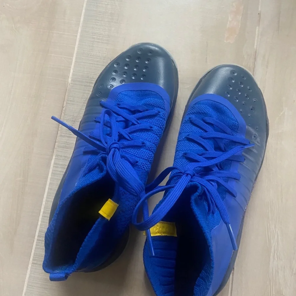 Stephen Curry Under Armour Curry 4 Basketball Shoes Youth 6.5 Blue Yellow